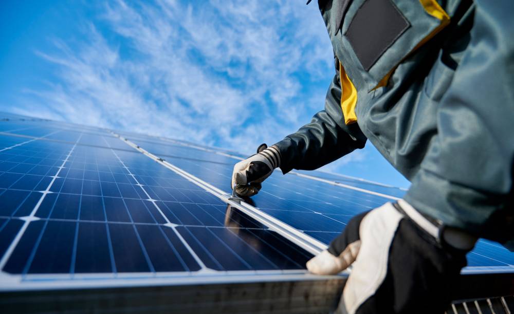 Pose de photovoltaïque à La Farlède
